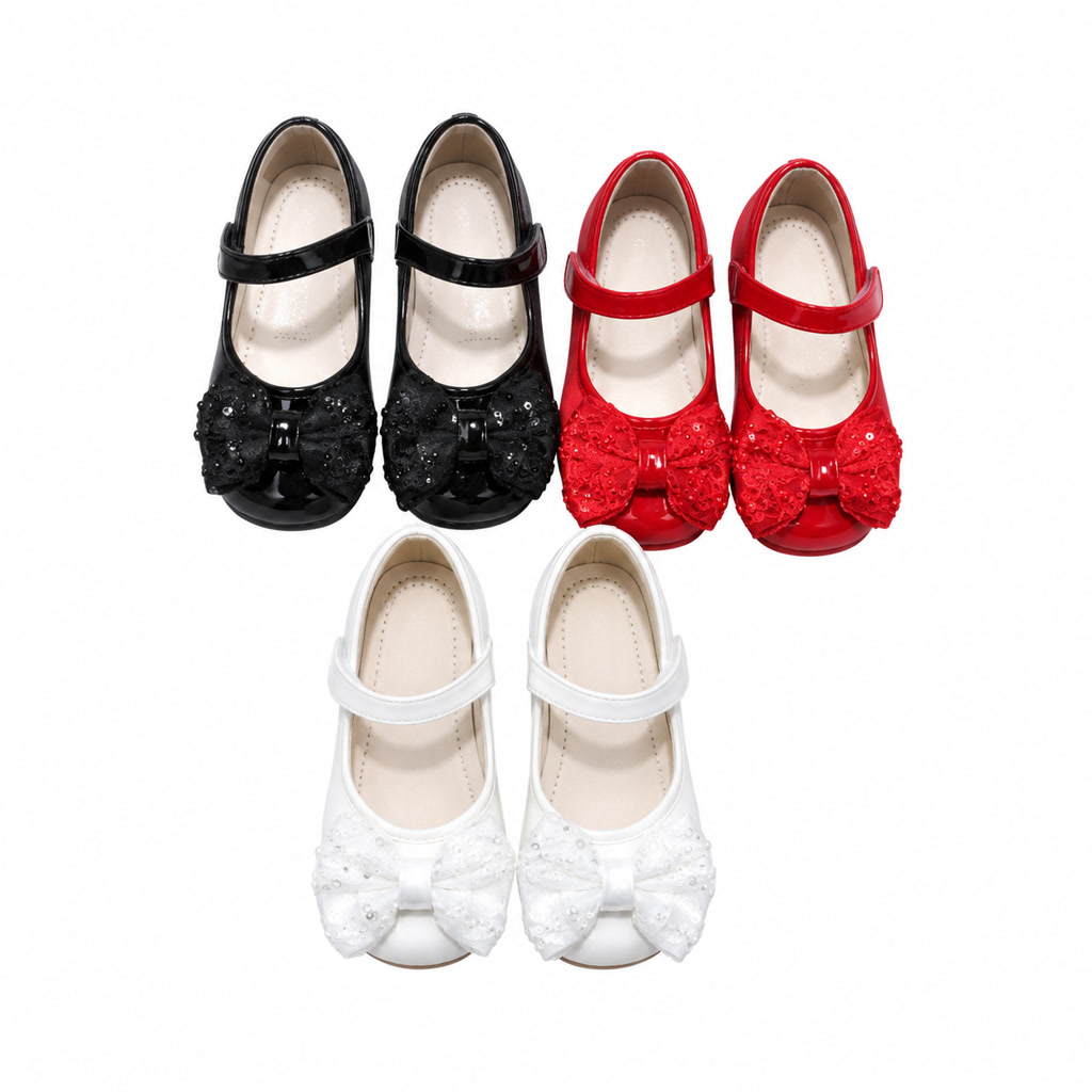 Zapato de charol para niña con moño de cinta y correa de cuentas