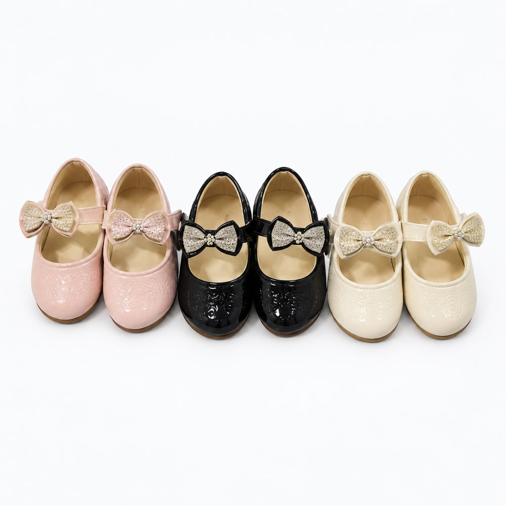 [DLM-110-7] Zapato de charol para niña con detalle de cuentas y punta lisa