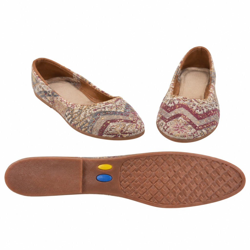 Zapato de charol para niña con moño redondo y puntera brillante